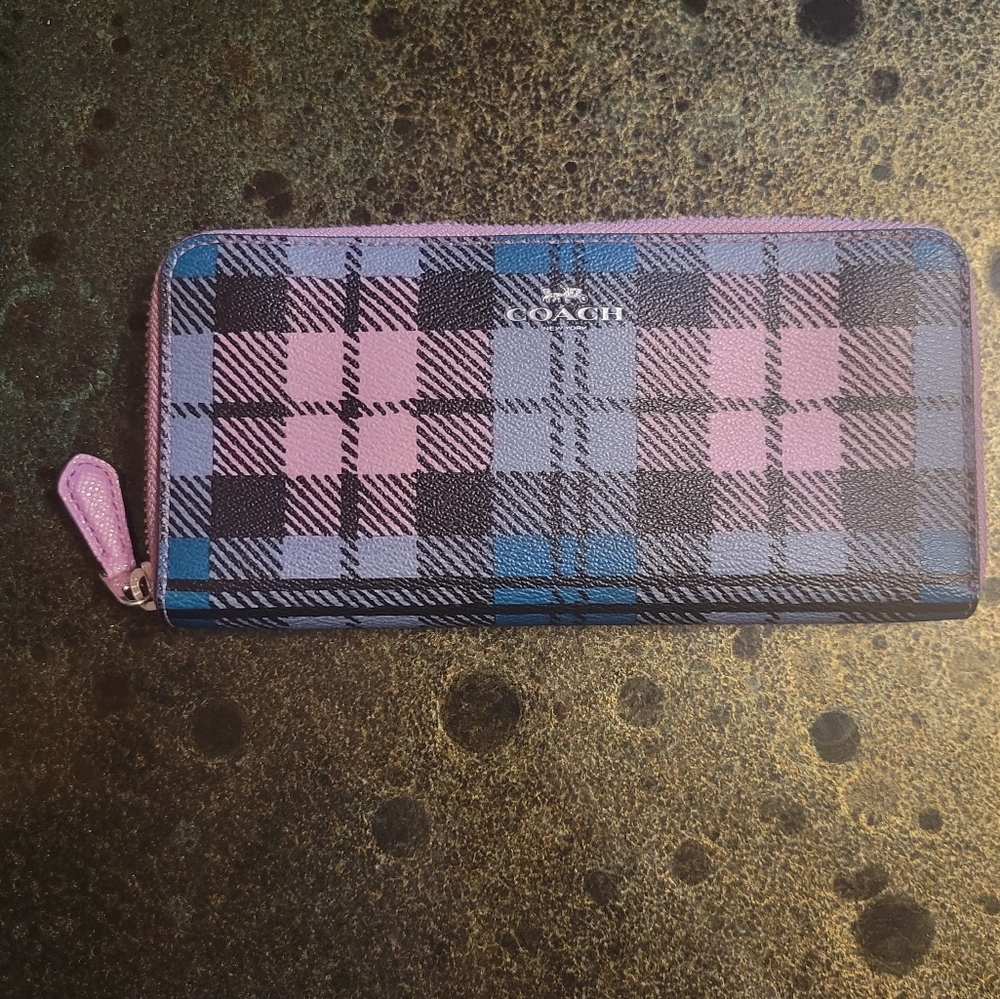 Coach Accordion Zip Wild Plaid Print Wallet Coated Canvas F23455